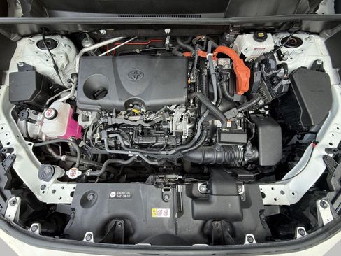 Used 2021 Toyota RAV4 XSE AWD/4WD image 14