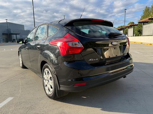 Used 2013 Ford Focus SE FWD image 7