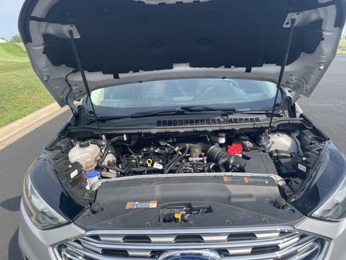 Used 2019 Ford Edge SEL w/ Equipment Group 201A AWD/4WD image 20