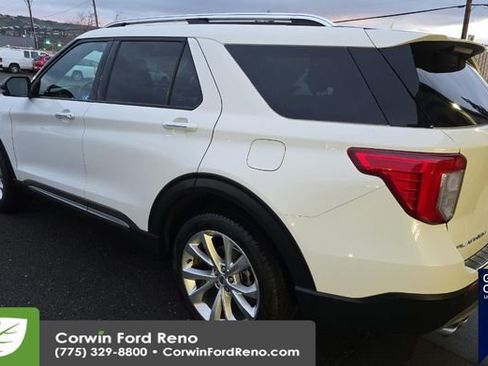 Used 2023 Ford Explorer Platinum w/ Technology Package image 9