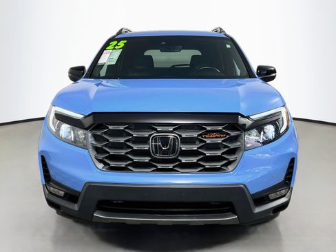 Used 2025 Honda Passport TrailSport image 11