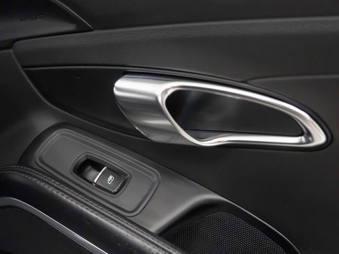 Certified 2016 Porsche 911 Carrera 4S image 16