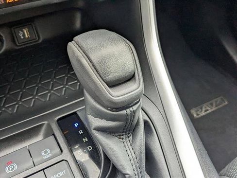 Used 2023 Toyota RAV4 LE image 12