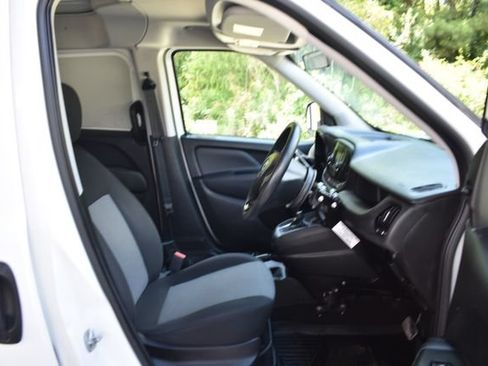 Used 2021 RAM ProMaster City Tradesman FWD image 13