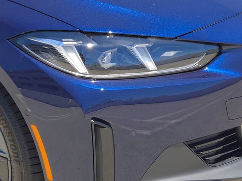 New 2026 BMW i4 eDrive40 w/ Premium Package RWD image 5