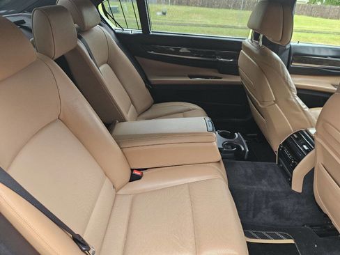 Used 2014 BMW 750Li RWD image 14