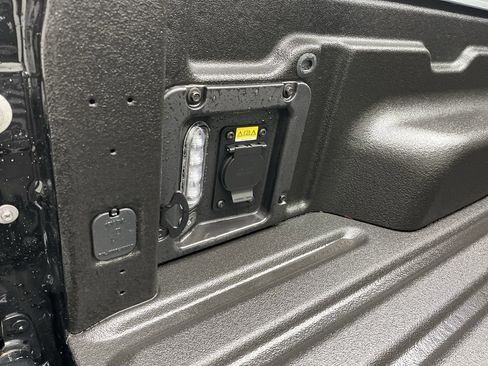 New 2025 Ford Maverick Lobo image 30