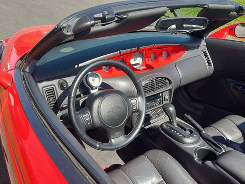Used 1999 Plymouth Prowler RWD image 9