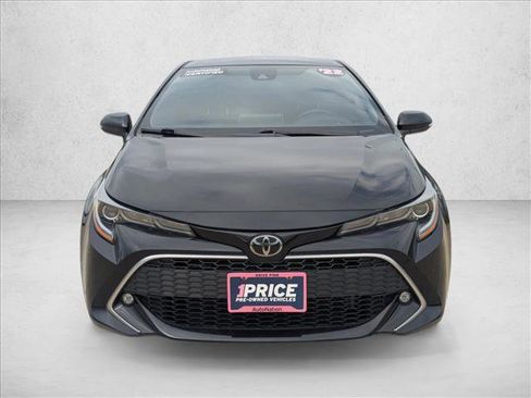 Used 2022 Toyota Corolla XSE image 2