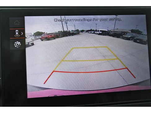 Used 2024 Kia Carnival LX FWD image 27