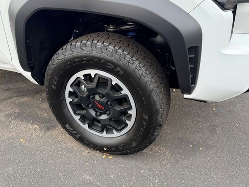 New 2026 Toyota Tacoma TRD Off-Road image 7