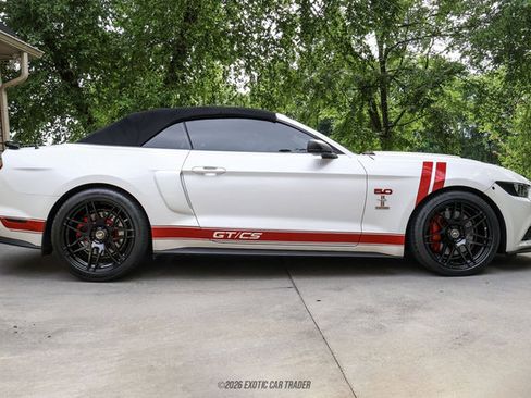 Used 2017 Ford Mustang GT Premium w/ Equipment Group 401A RWD image 19
