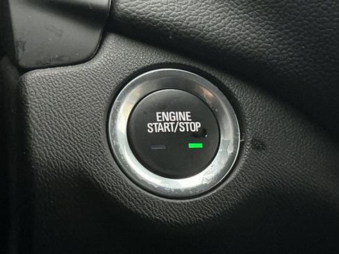 Used 2022 Chevrolet Equinox LT image 20