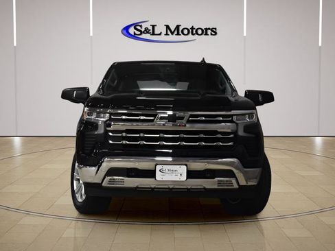 Used 2023 Chevrolet Silverado 1500 LTZ w/ Technology Package AWD/4WD image 2