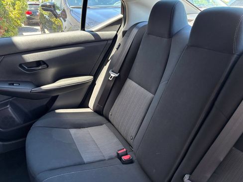 Used 2025 Nissan Sentra SV FWD image 33
