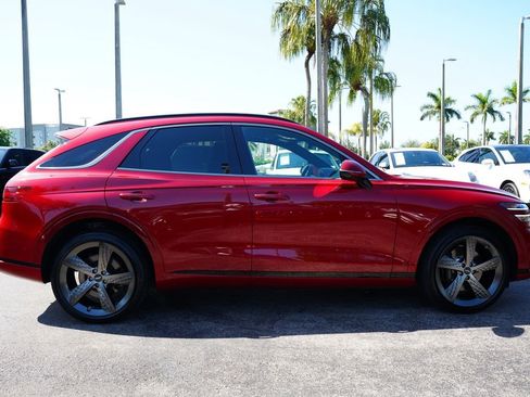 Used 2025 Genesis GV70 3.5T Sport w/ Sport Advanced Package AWD/4WD image 12