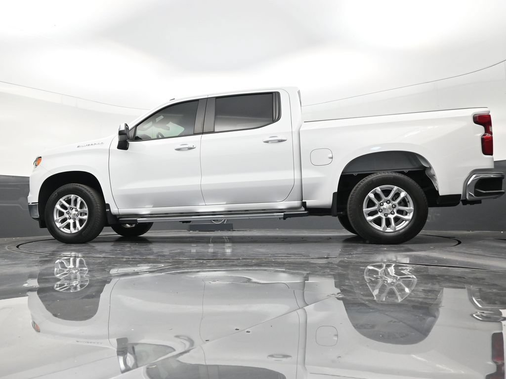 Used 2024 Chevrolet Silverado 1500 LT RWD image 18