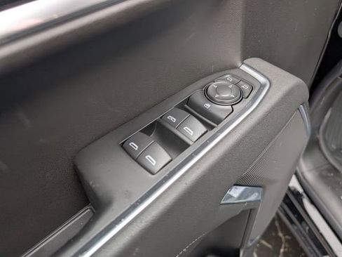 New 2026 GMC Sierra 1500 SLE w/ Preferred Package image 16