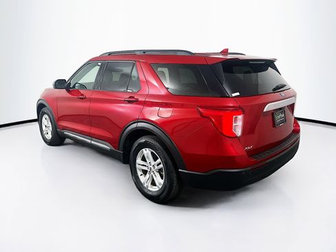 Used 2020 Ford Explorer XLT RWD image 5
