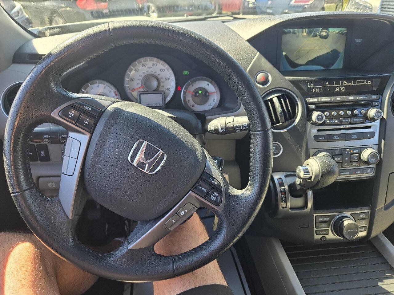 Used 2015 Honda Pilot Touring image 22