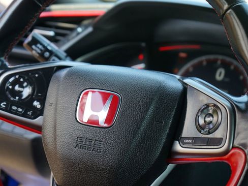 Used 2019 Honda Civic Type R image 16