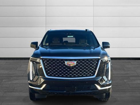 New 2026 Cadillac Escalade Luxury image 8