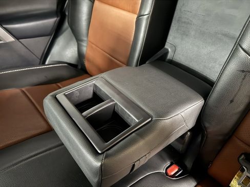 Used 2016 Toyota RAV4 XLE image 19