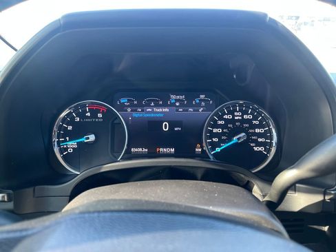 Used 2021 Ford F250 Limited w/ FX4 Off-Road Package image 19