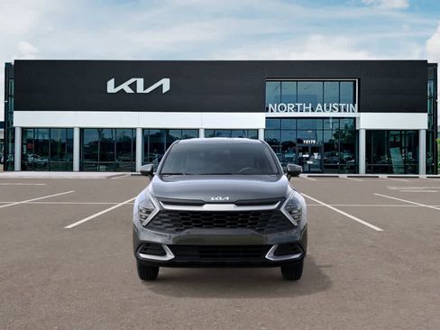 New 2025 Kia Sportage LX image 2