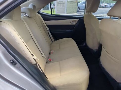Used 2014 Toyota Corolla LE FWD image 30