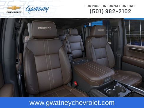 New 2026 Chevrolet Suburban High Country AWD/4WD image 16