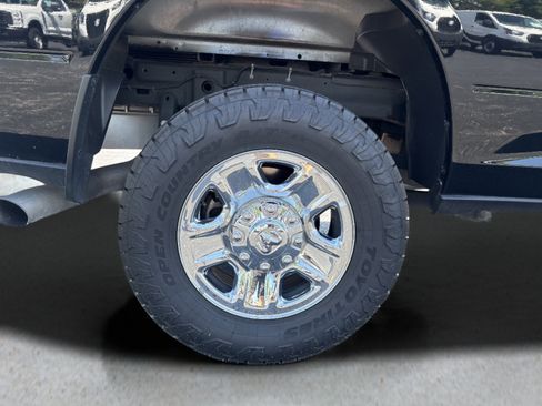 Used 2024 RAM 2500 Tradesman w/ Chrome Appearance Group AWD/4WD image 27
