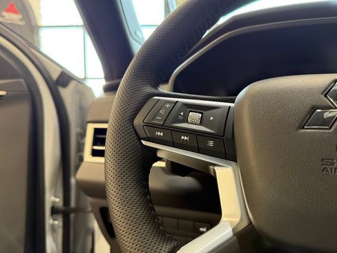 New 2026 Mitsubishi Outlander AWD image 13