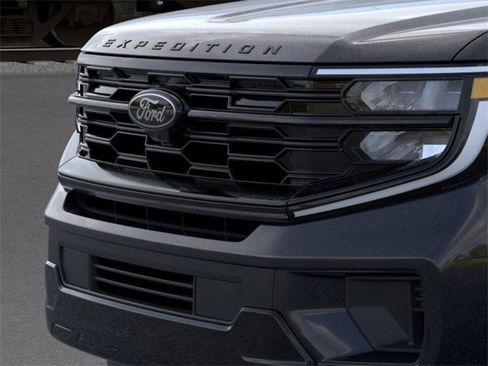 New 2026 Ford Expedition Max Platinum w/ Stealth Performance Package image 17