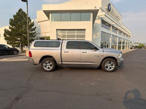 Used 2019 RAM 1500 Classic SLT w/ Luxury Group AWD/4WD image 6
