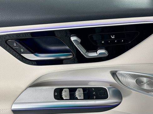 Used 2025 Mercedes-Benz GLC 300 GLC 300 image 19