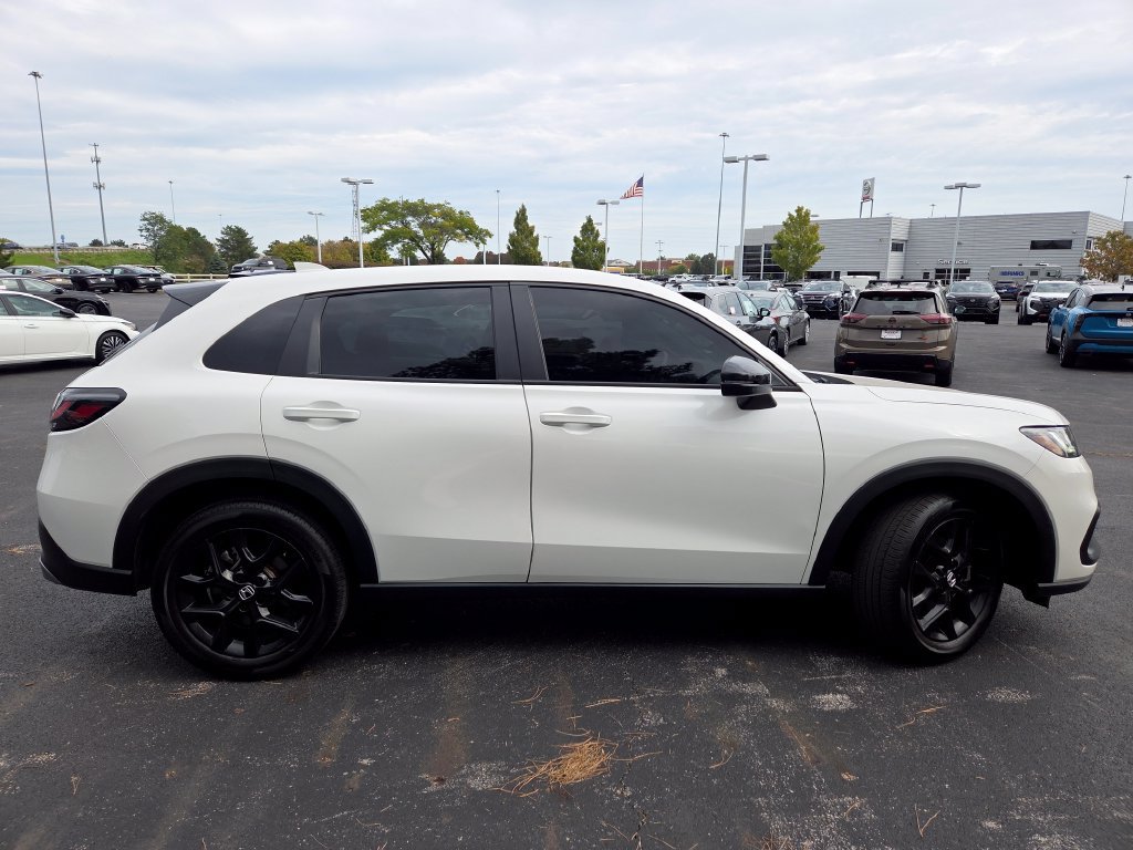 Used 2025 Honda HR-V Sport image 24