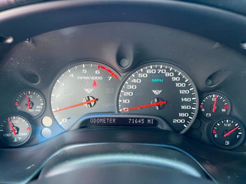 Used 2002 Chevrolet Corvette Convertible w/ Preferred Equipment Group2 RWD image 23