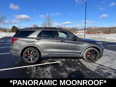 Used 2020 Ford Explorer ST w/ ST Street Pack image 10