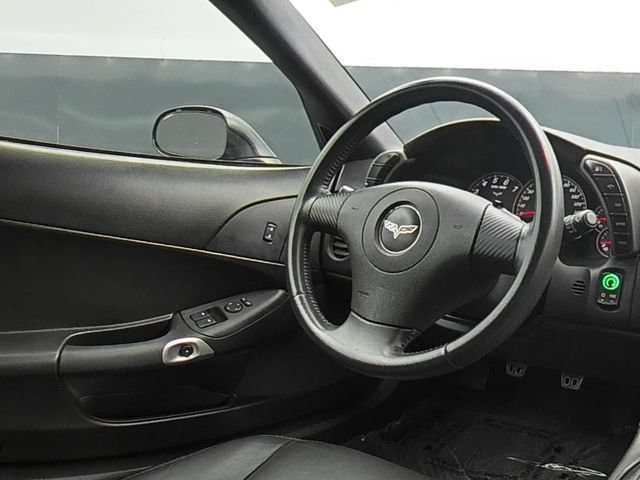 Used 2006 Chevrolet Corvette Coupe RWD image 18