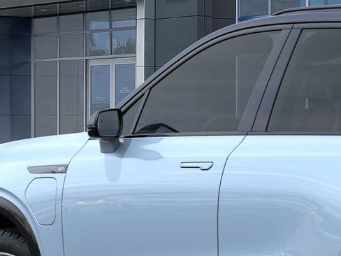 New 2026 Cadillac Vistiq Luxury AWD/4WD image 12