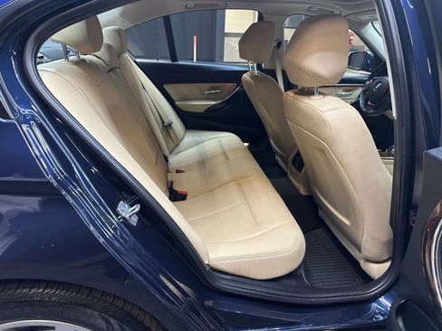 Used 2017 BMW 320i xDrive Sedan image 27