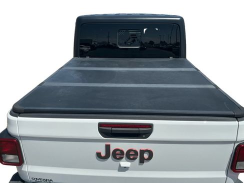 Used 2021 Jeep Gladiator Mojave w/ Cold Weather Group AWD/4WD image 22