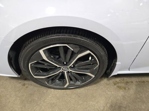 Used 2024 Nissan Altima 2.5 SR w/ SR Premium Package FWD image 11
