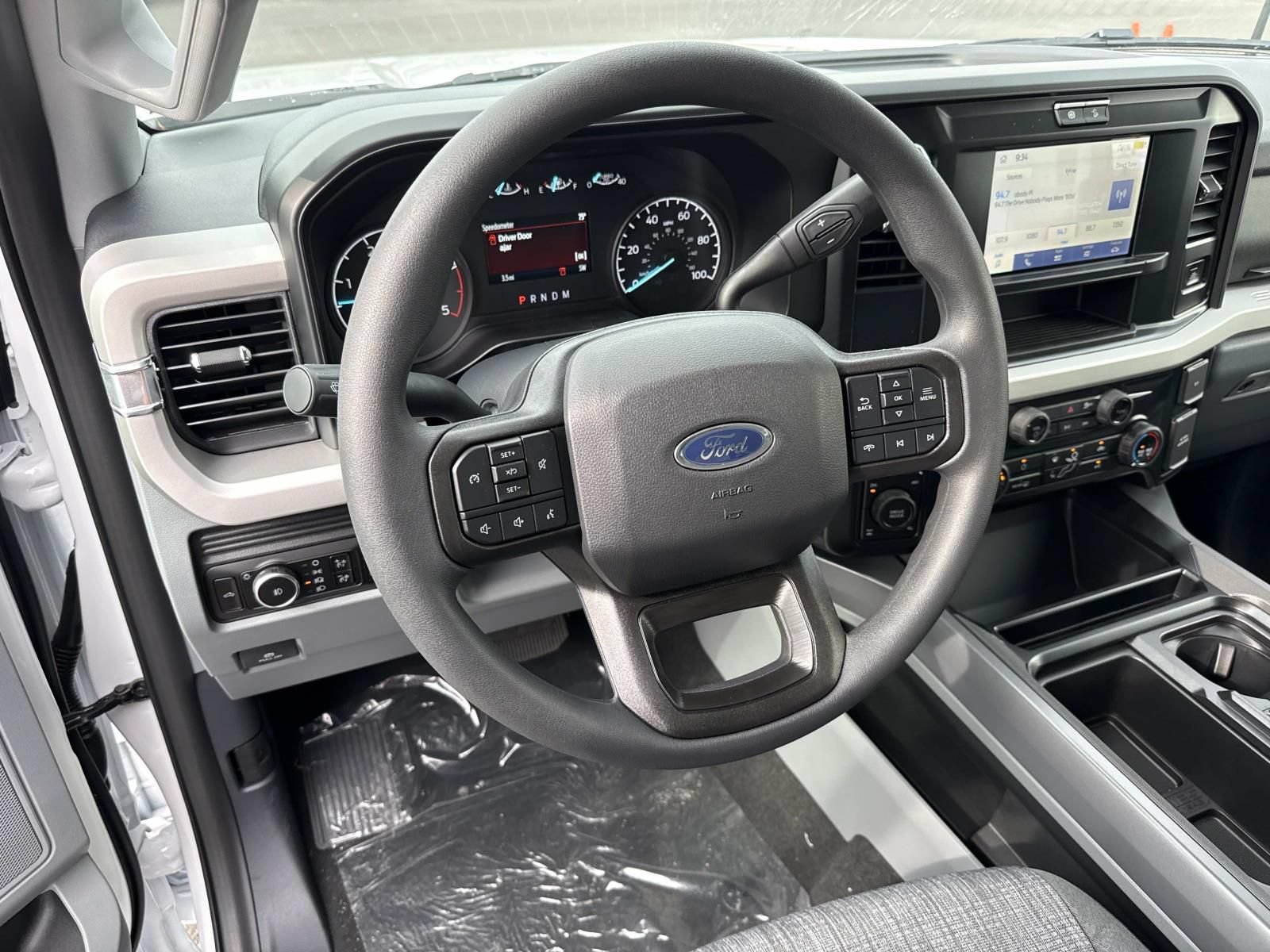 New 2026 Ford F250 XLT w/ FX4 Off-Road Package AWD/4WD image 13