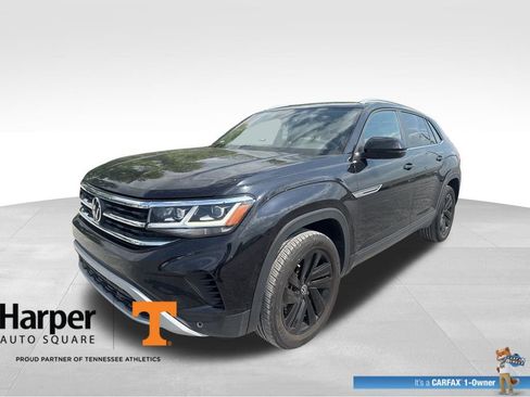 Used 2023 Volkswagen Atlas Cross Sport SE image 1