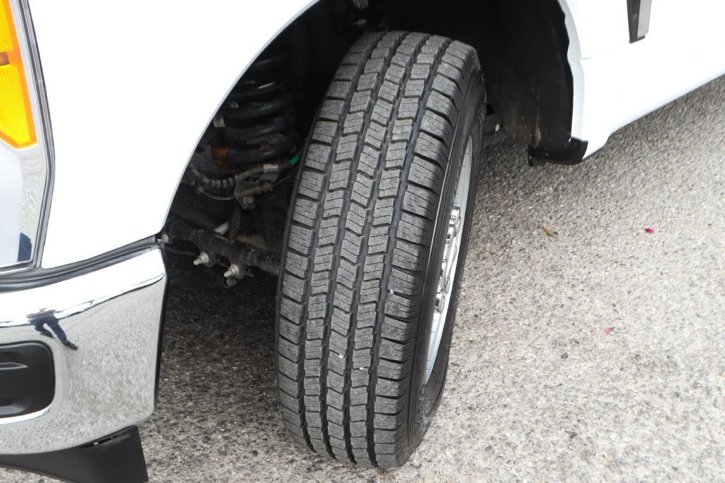 Used 2023 Ford F250 XL w/ XL Chrome Package RWD image 43
