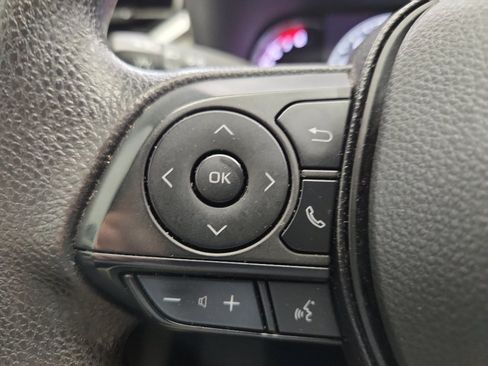 Used 2024 Toyota RAV4 XLE w/ Convenience Package image 12