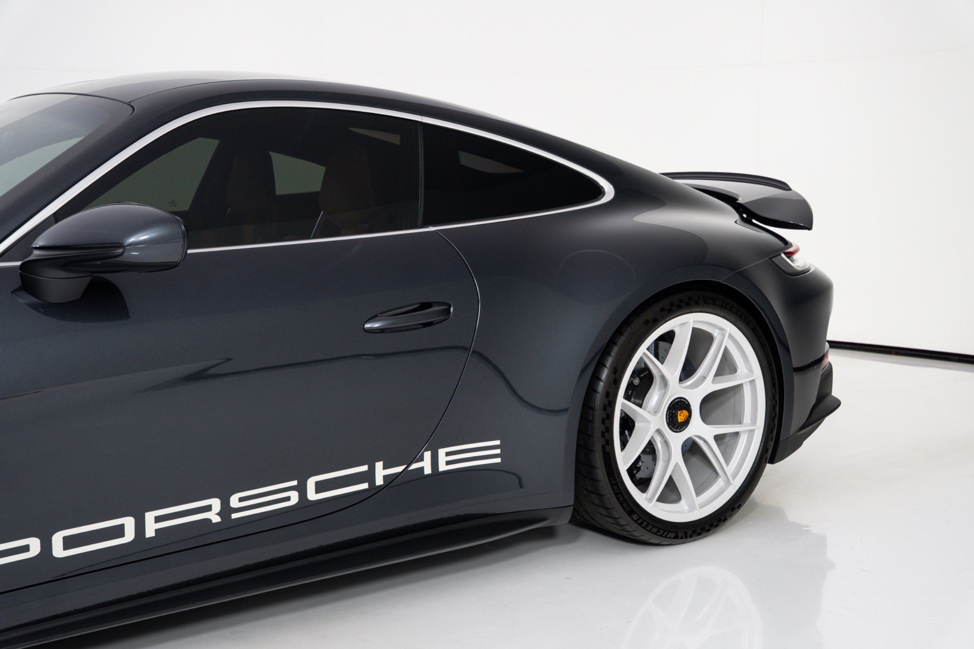 Used 2024 Porsche 911 GT3 RS RWD image 64