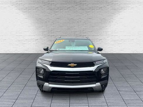 Used 2023 Chevrolet TrailBlazer LT w/ Convenience Package image 3